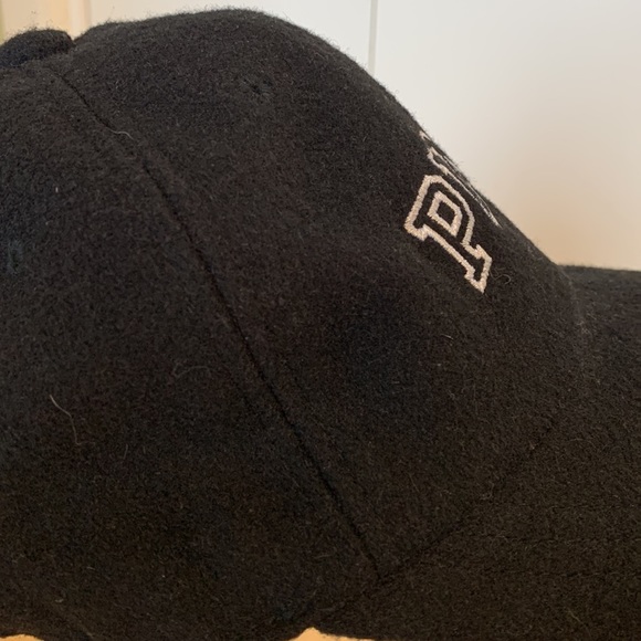 Pink (OS) - Picture 6 of 12